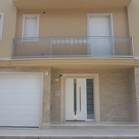 فندق مبيت وإفطار Palazzo Ducale سان سيفيرو